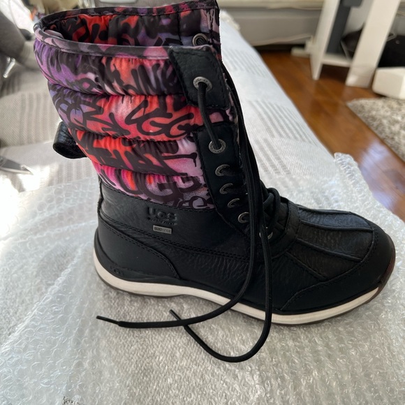 UGG | Shoes | Ugg Adirondack Iii 